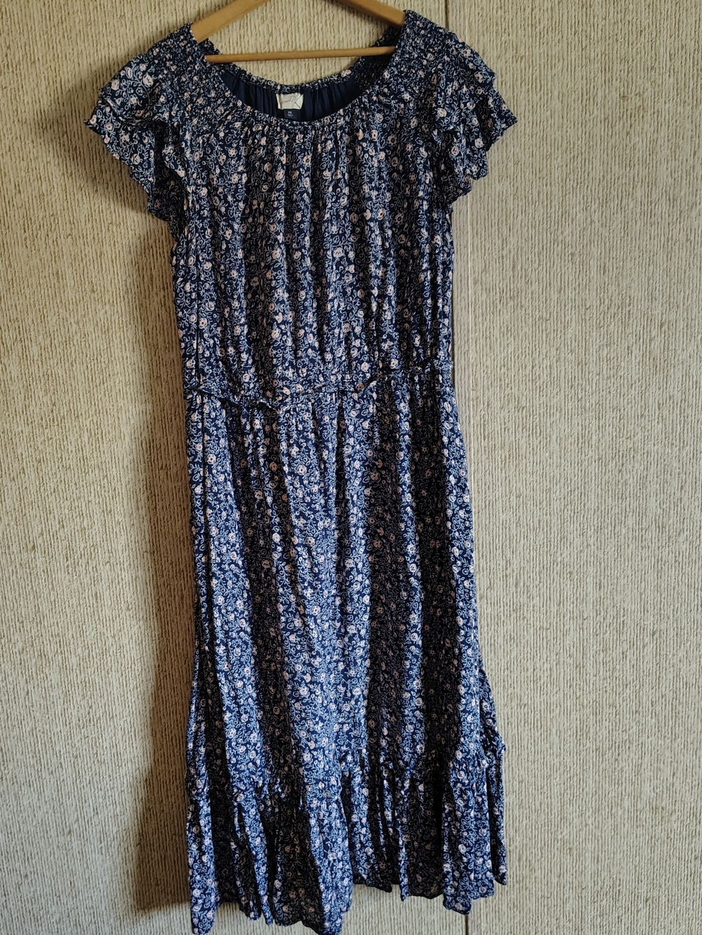 Universal Thread Blue Floral Flutter Sleeve Ruffled Lined Midi Dress, Size XXL